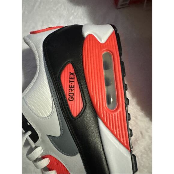Size 10.5 - Nike Air Max 90 GORE-TEX Infrared main image 2